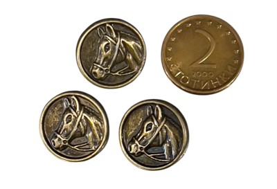 Декоративни копчета с конска глава