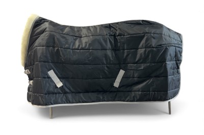 Зимна вътрешна попона 