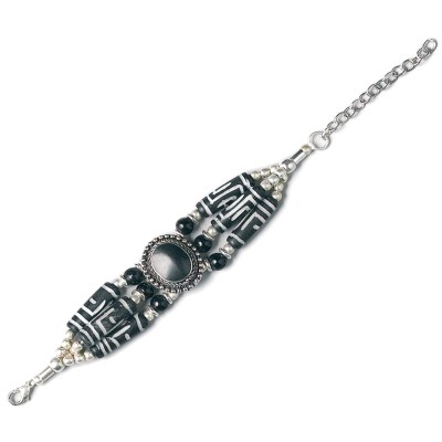 Ръчно изработена гривна от черна кост / Western Express