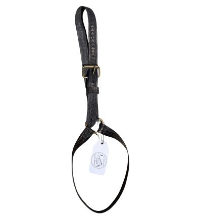 Кожен държач за шапка в автомобил